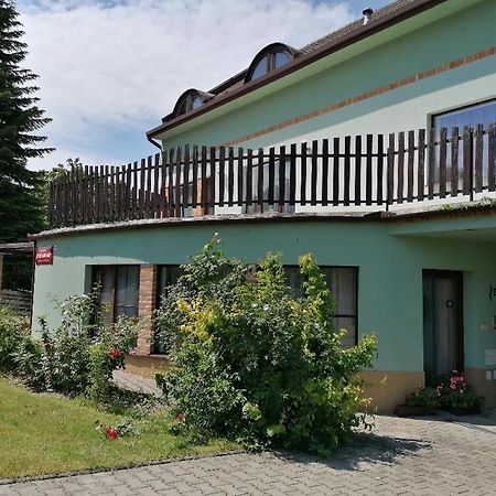 Otevrena Naruc Pension Letovice Kültér fotó